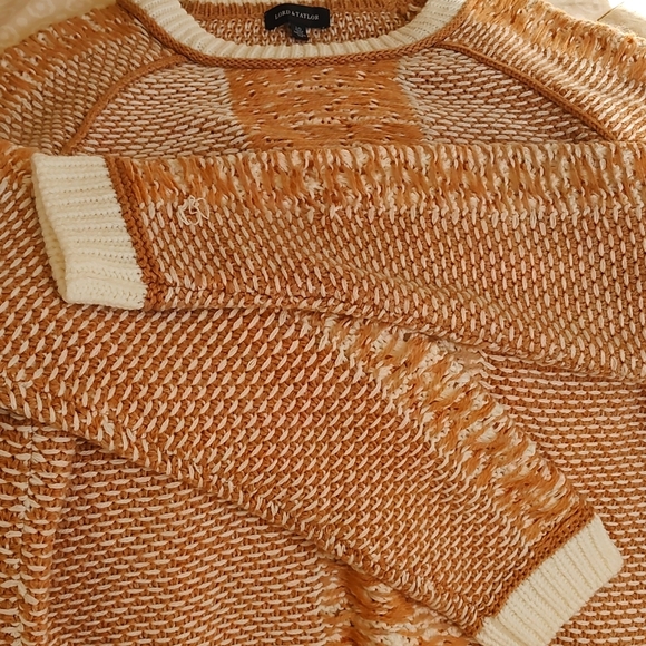 Lord and Taylor Sweater - Picture 1 of 9